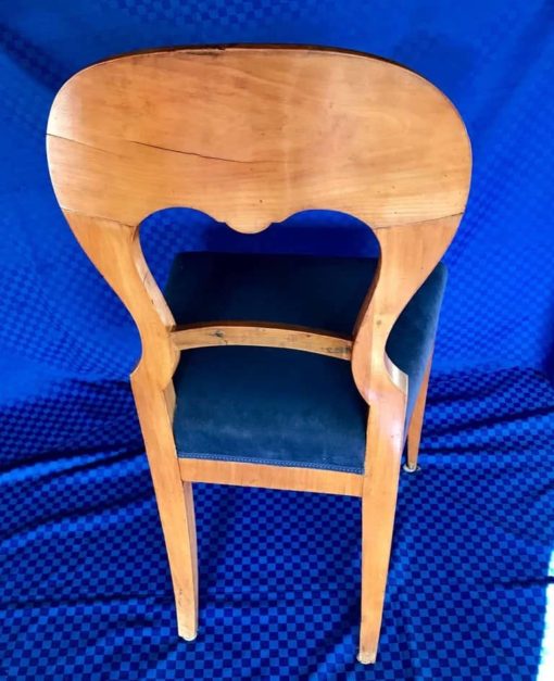 Biedermeier Chair of a Set of Three- back- styylish