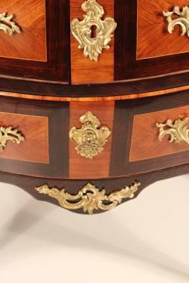 Louis XV Commode Kingwood- drawers- styylish