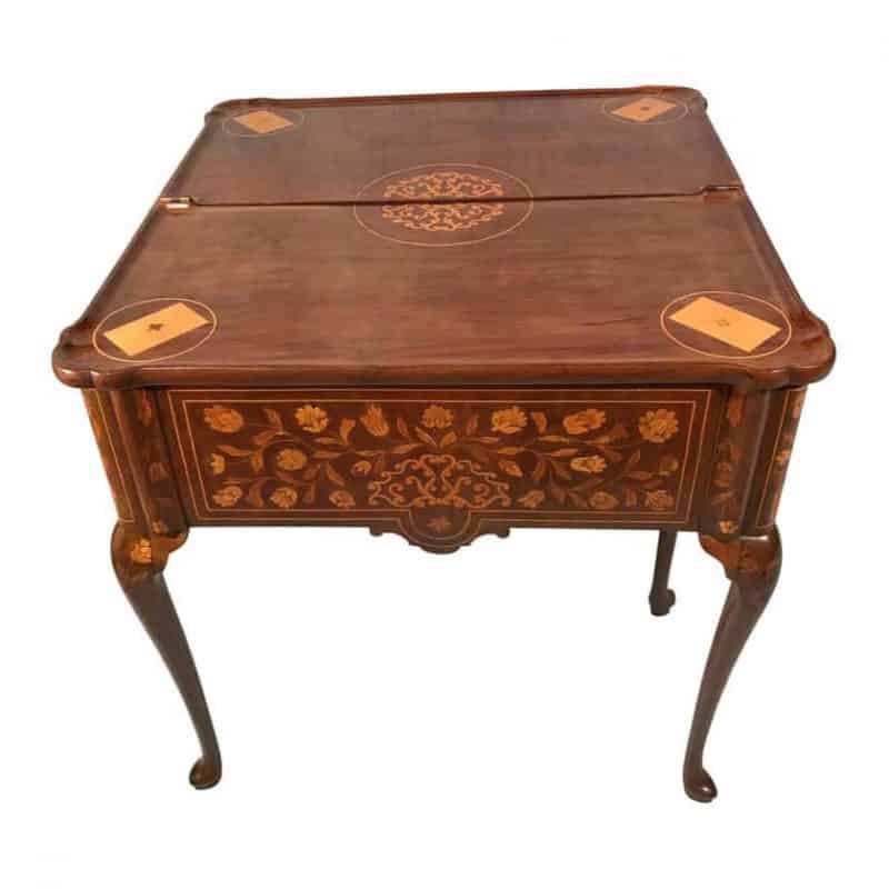 German Baroque Table, 1750 walnut veneer -styylish