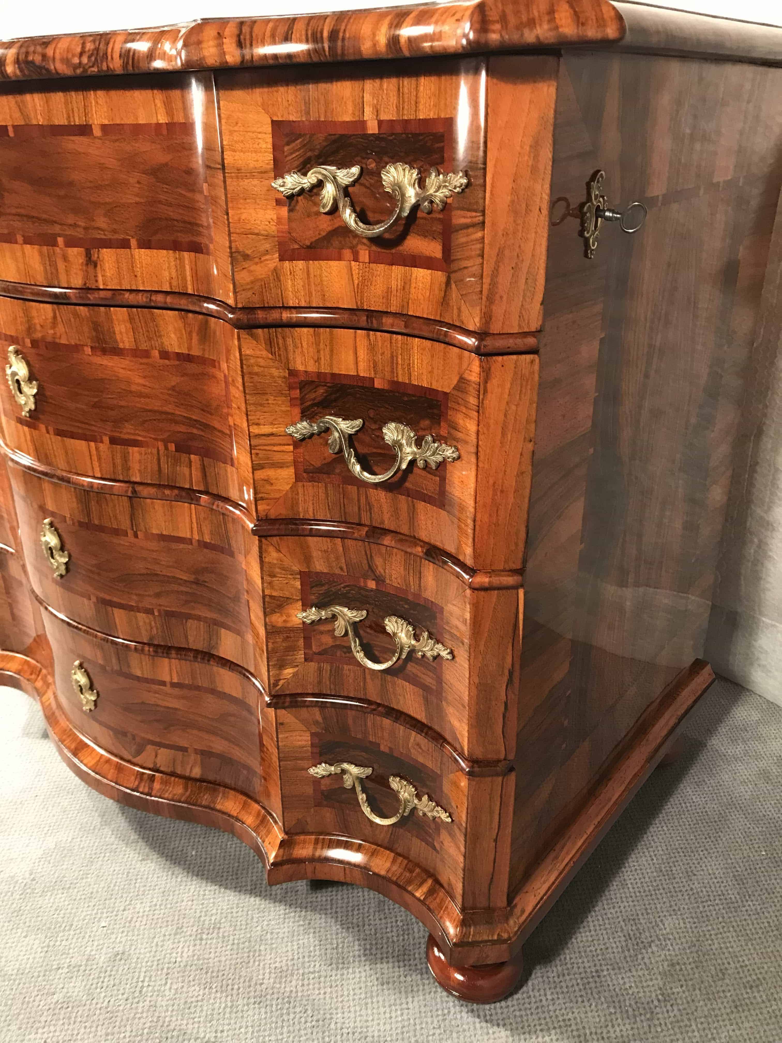 German Baroque Chest of drawers Wuerzburg Germany 1750 styylish