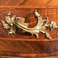Baroque Chest of Drawers walnut- closeup drawer- styylish