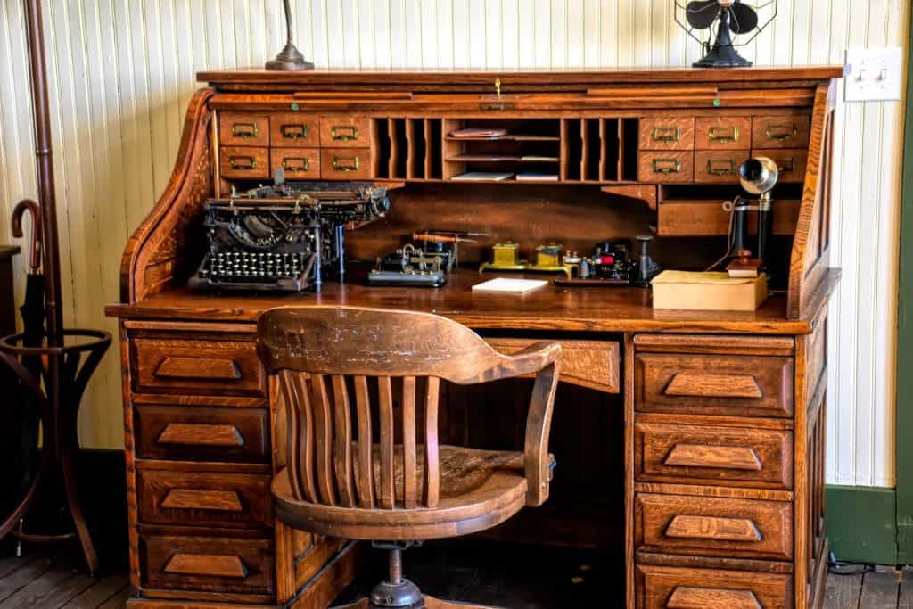Antique Desks Styylish, Antique Desk Hutch