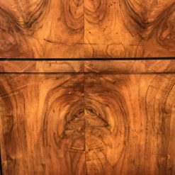 chest of drawers- detail of veneer- styylish