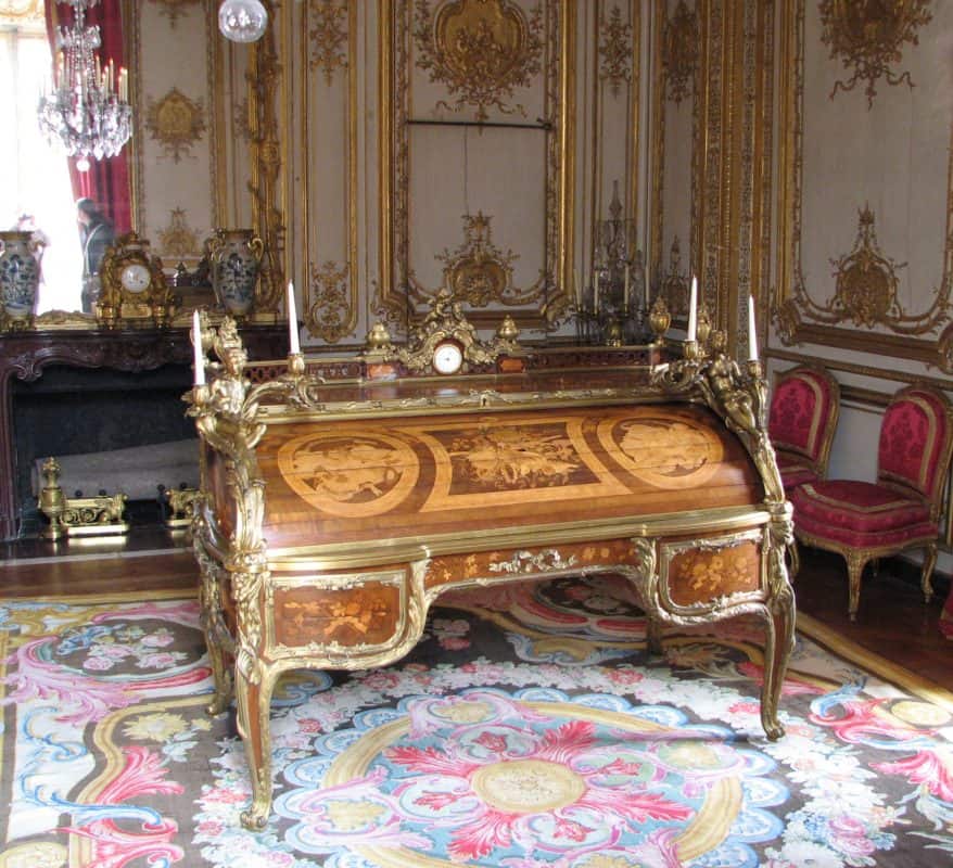 Jean Francois Oeben desk at Versailles- styylish