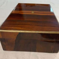 Regency Box - Veneer Detail - Styylish