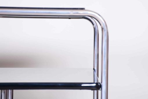 Bauhaus Desk- closeup frame- styylish