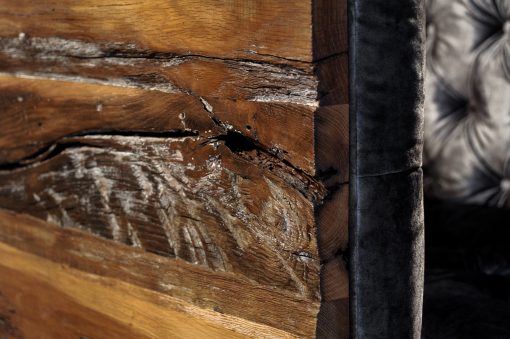 Reclaimed wood- detail of oak wood- styylish