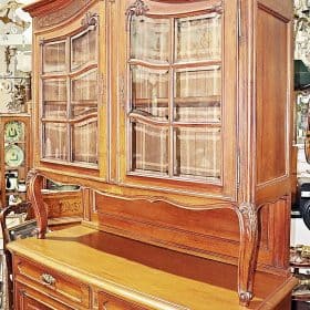 French Country Buffet à Deux Corps Hutch