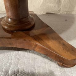 Extendable Biedermeier Dining Table- detail of the foot veneer- Styylish
