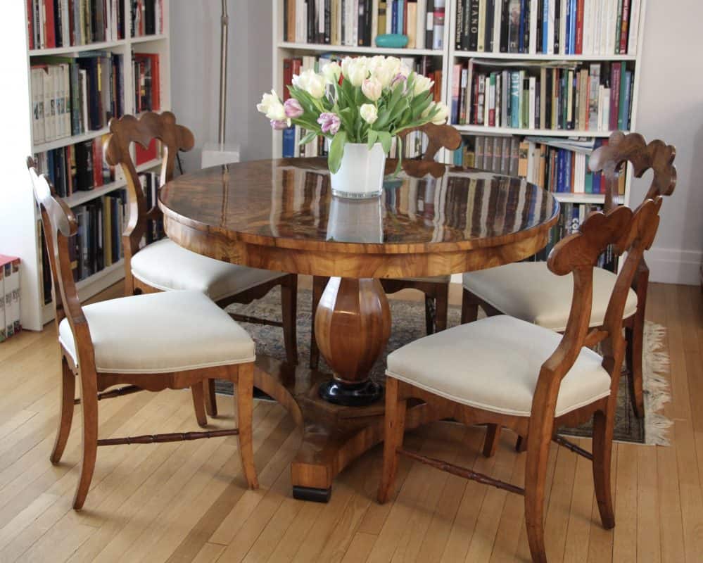 Biedermeier Table- Interior with table and chairs- Styylish