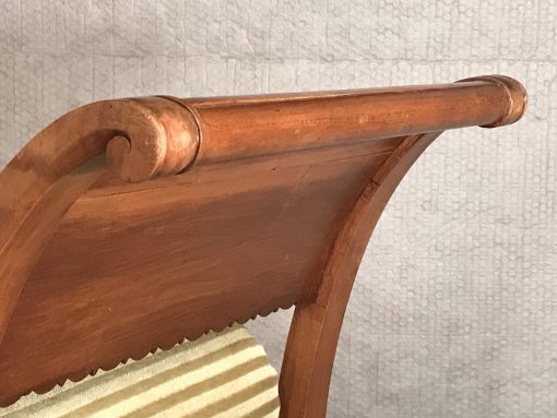 Neoclassical Daybed- detail of the armrest- Styylish