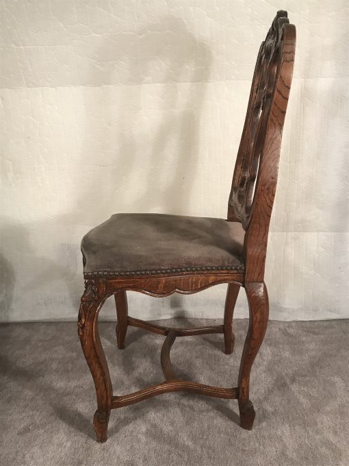 Baroque chairs- view of one chair from the side- Styylish