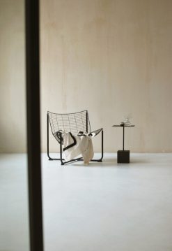 Side modern table Ros with a chair- Styylish