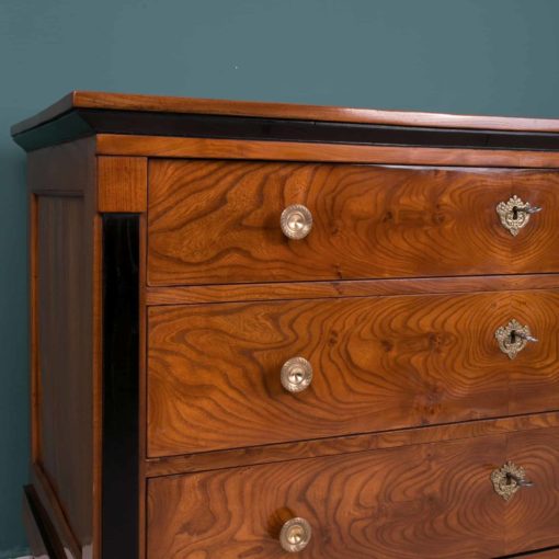 French Antique Chest of Drawers corner detail- Styylish