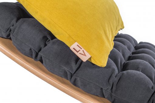 Relaxing Deckchair- pillow detail- Styylish