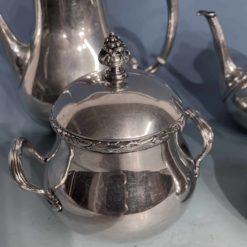 Coffee and Tea Set Silver- detail of the sugar bowl- Styylish
