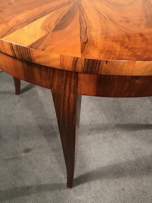 1820's Biedermeier Table- detail of the top and foot- styylish