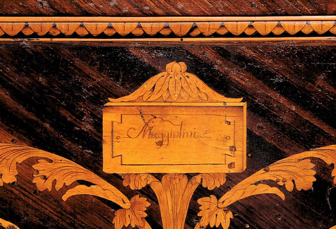 Giuseppe Maggiolini- Signature on dresser- Styylish