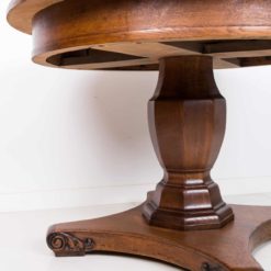 Round Art Deco Table- central leg detail- Styylish