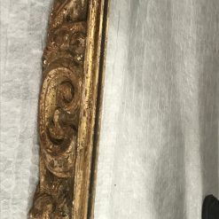 Baroque Gilt wood mirror- detail of the acanthus leaves left side- Styylish