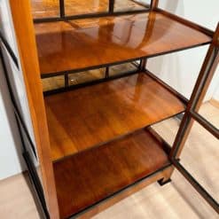 Biedermeier Vitrine - Shelf Detail - Styylish