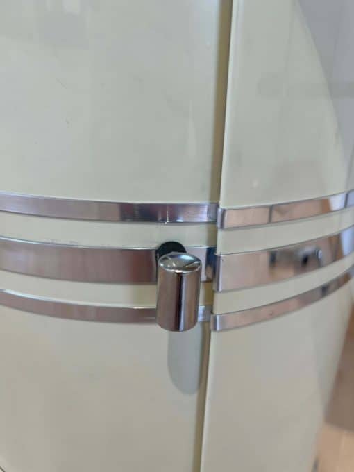 Bauhaus Desk And Stool - Handle Detail - Styylish