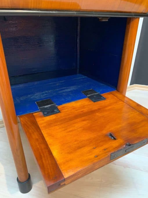 Small Biedermeier Wash Cabinet - Blue Interior - Styylish