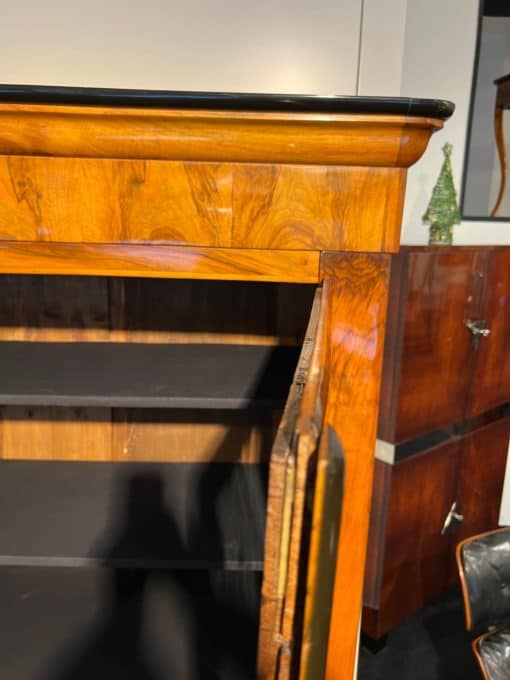 Biedermeier Bookcase with Walnut Veneer - Top with Door Open - Styylish