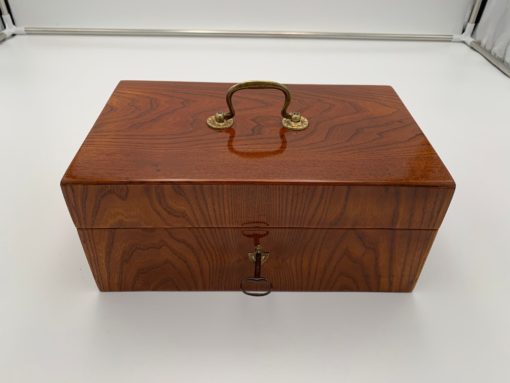 Biedermeier Box with Original Handle - Full Profile - Styylish