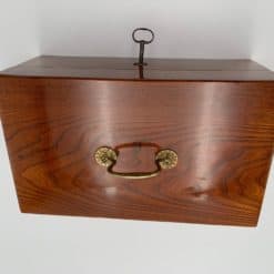 Biedermeier Box with Original Handle - Top Detail - Styylish
