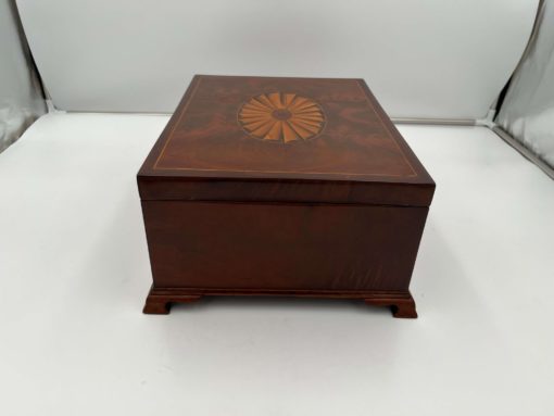 Large Victorian Box - Wood Detail - Styylish