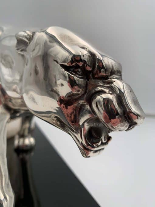 Walking Panther Sculpture - Face Close-Up - Styylish