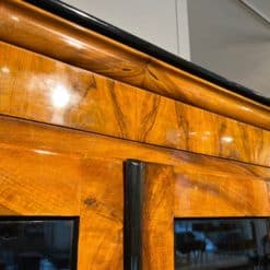 Biedermeier Bookcase with Walnut Veneer - Top Detail - Styylish
