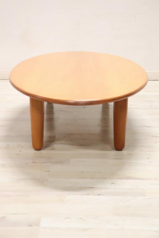 Oval Coffee Table by Cassina - Side View - Styylish