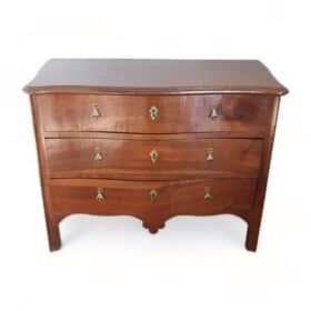 18th Century Italian Louis XV Walnut Commode or Chest of Drawers