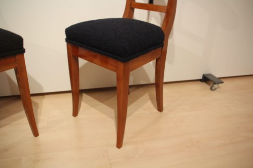 Pair of Biedermeier Shovel Chairs - Right Chair Bottom Detail - Styylish