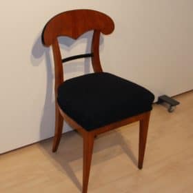 Biedermeier Shovel Chair, Cherry Veneer, South Germany circa 1820
