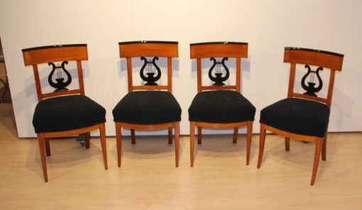 Set of Four Biedermeier Chairs - At a Curved Angle - Styylish