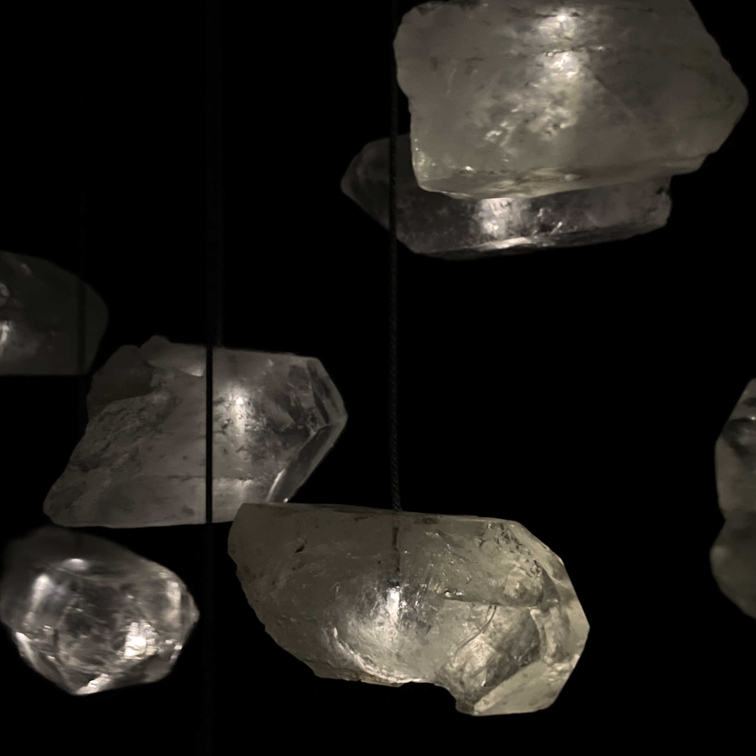 Genius 6 Chandelier - Crystals - Styylish