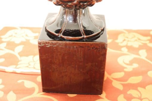 Ceramic Pineapple Table Lamp - Base Detail - Styylish