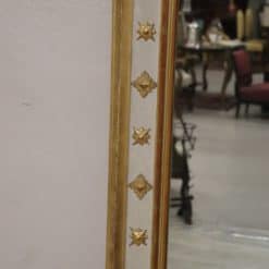 Gilded Wood Mirror - Edge Detail - Styylish