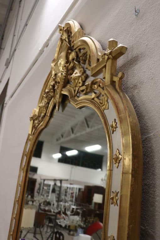 Gilded Wood Mirror - Side Prospective - Styylish