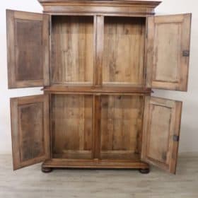 19th Century Italian Antique Cabinet in Solid Carved Walnut