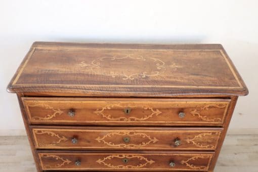Italian Louis XIV period chest of drawers - Top - Styylish