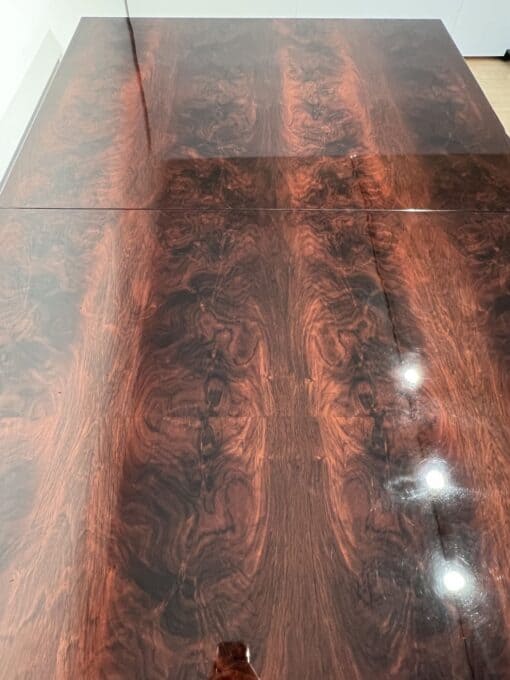 Large Expandable Table - Plate Wood Veneer - Styylish