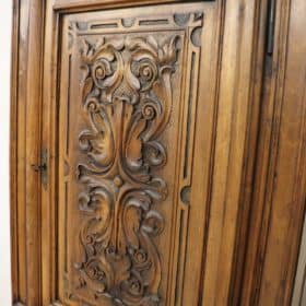 19th Century Antique Italian Cabinet in Solid Carved Walnut