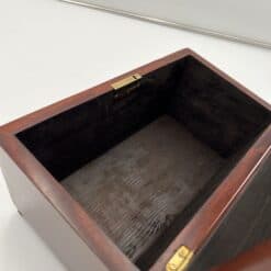 Decorative Mahogany Box - Compartment Detail - Styylish