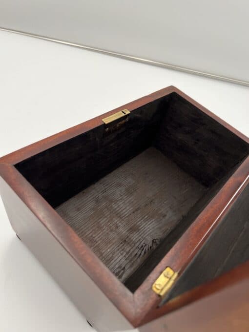 Decorative Mahogany Box - Compartment Detail - Styylish