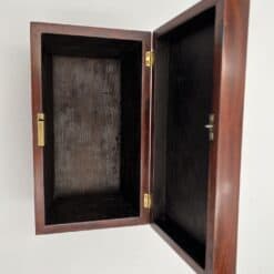 Decorative Mahogany Box - Compartment Wood Detail - Styylish