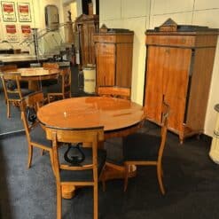 Biedermeier Tilt-Top Table - With Chairs - Styylish